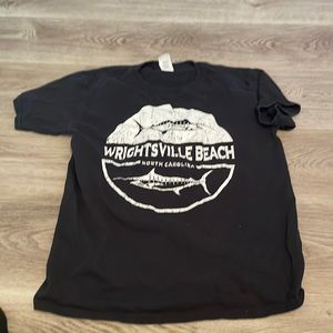 black kids wb shirt (L)